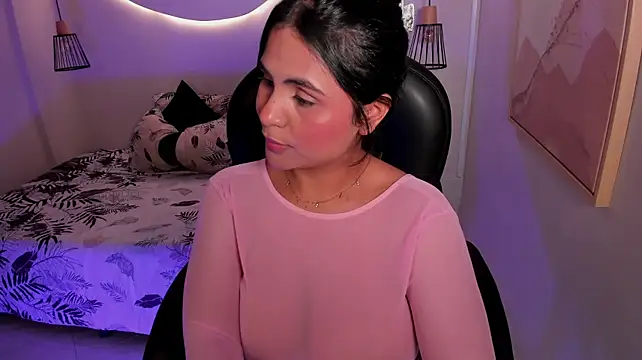 Mara__05's Live XXX Chat