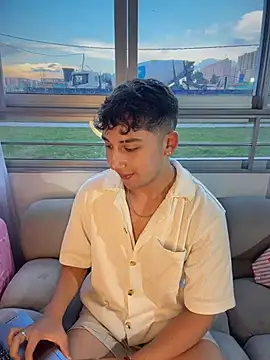 OLIVER_KのライブXXXチャット