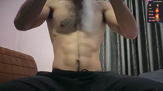 XXX chat uživo modela PouringLust