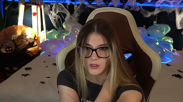 Czat XXX na żywo – Lissaa_Moon