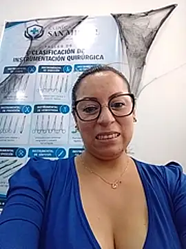 Dr-Kathy_23's Live XXX Chat