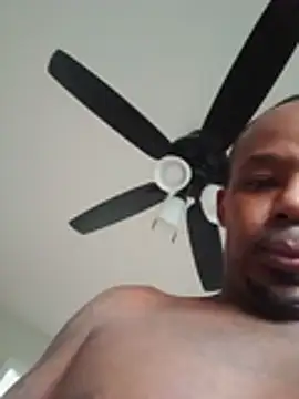 Show modela Kyngbigdick na web-kameri