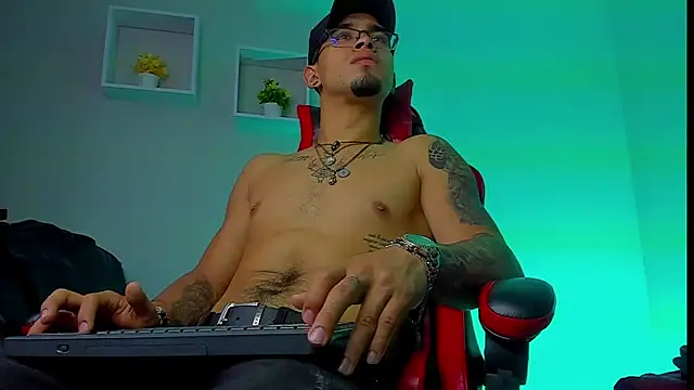 Demond_Master live XXX chat