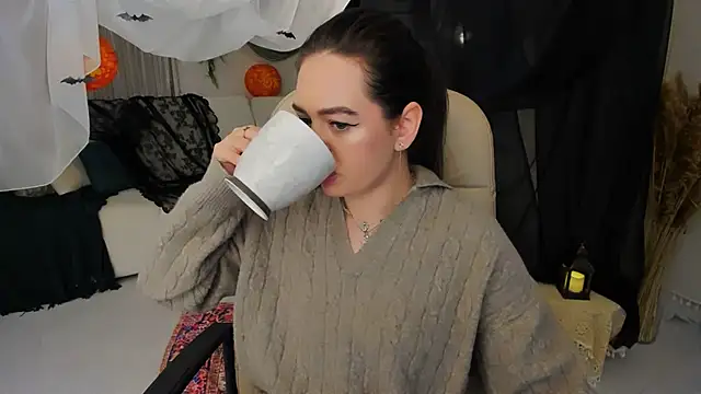 XXX chat uživo modela MiracleCurly