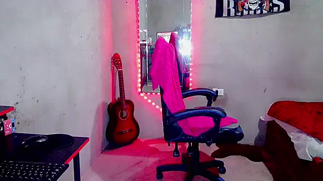 Chat XXX ao vivo de Atom_Hot
