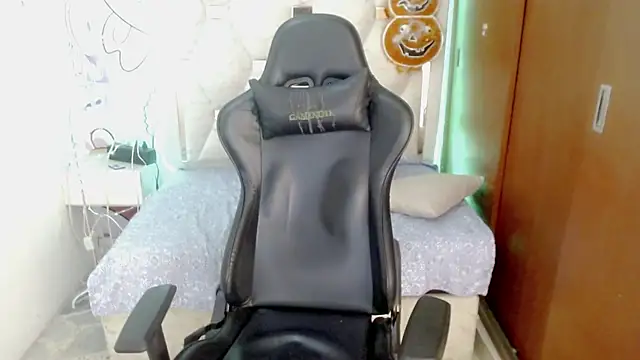 Онлайн чат XXX Westboyy_