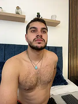 AmadeoWild Live XXX Chat