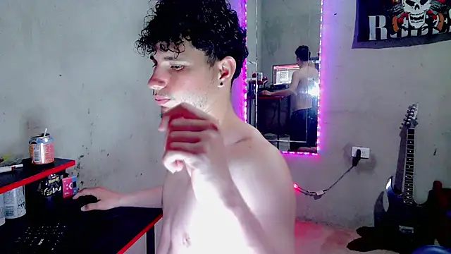 Atom_Hot – Live XXX-chat