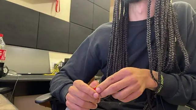 Chat +18 de FavelaDaddyCum ao vivo