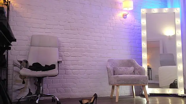 Nylon_Legs 现场XXX聊天