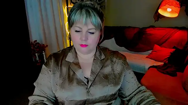 CrystaalStaar's Live XXX Chat