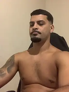 Chat XXX ao vivo de kingofdeath7