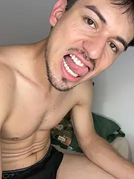 tu_king_david Chat XXX in diretta