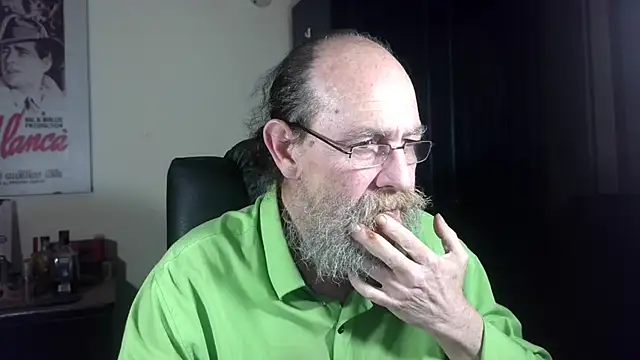 צ'אט XXX בשידור חי של Uncle_Hottie