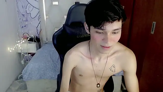 Chatroom XXX en direct de Westboyy_
