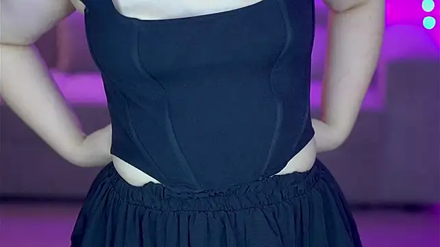 แชท XXX สดของ Tessa_054
