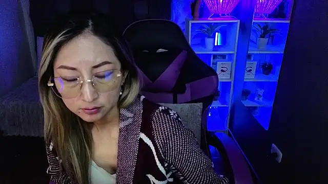 Chat XXX en directo de Giadda_
