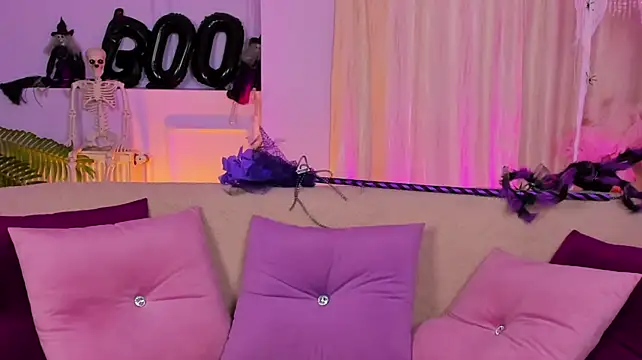 Chat XXX en directo de AvaCassidy