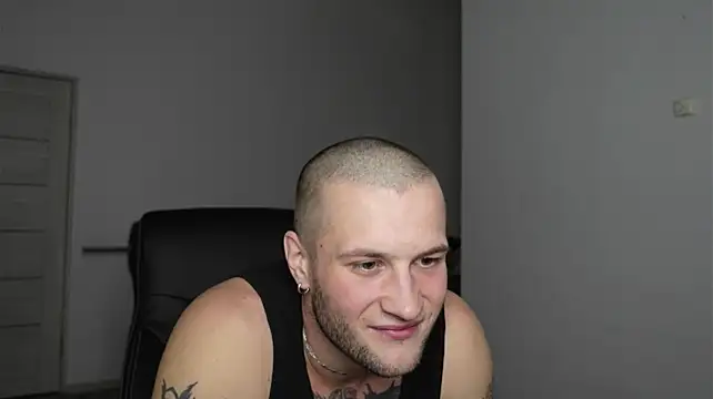 Igor_Wilde élő XXX-chatje