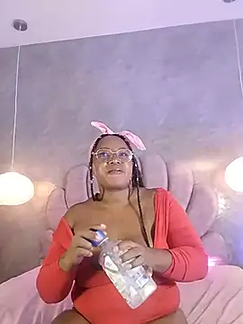 Zury_Taylor élő XXX-chatje
