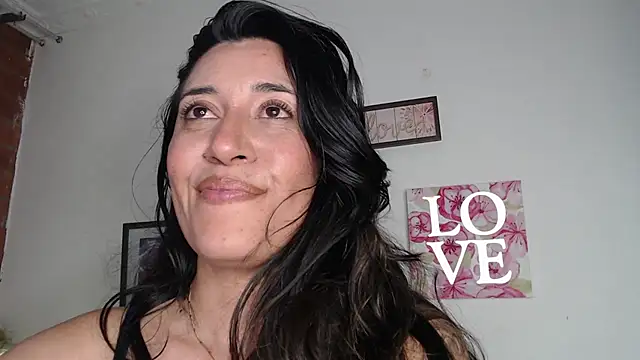 violeta_scott লাইভ XXX চ্যাট