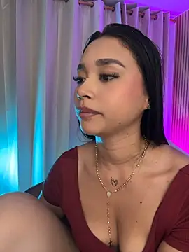 KiaraVixenn's Live XXX Chat