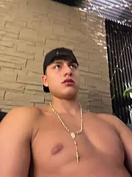 แชท XXX สดของ Lander_Cruz