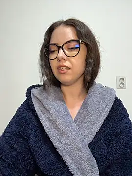 KaylaLewyss live XXX chat