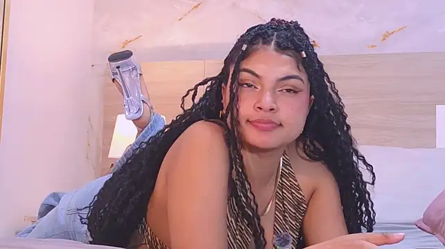 MelodyAlvarez Adlı Modelin Canlı XXX Sohbeti