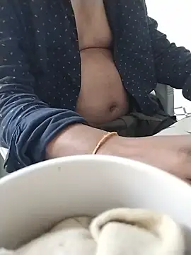 XXX chat uživo modela ragda_boy