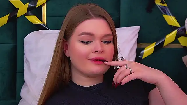 CrystalLyonsn Live XXX chat