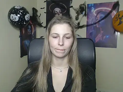 Chatroom XXX en direct de StrangerGi