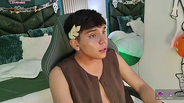 XXX chat uživo modela Thiago_Knox