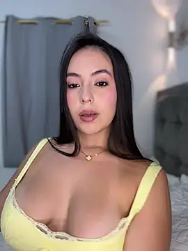 Julietasantos__ XXX чат на живо