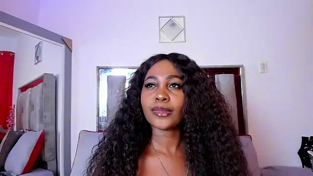 XXX chat uživo modela EmilyRooa1