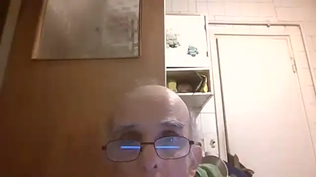 mariusica1@xh's Live XXX Chat