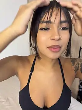 Chel__ Adlı Modelin Canlı XXX Sohbeti