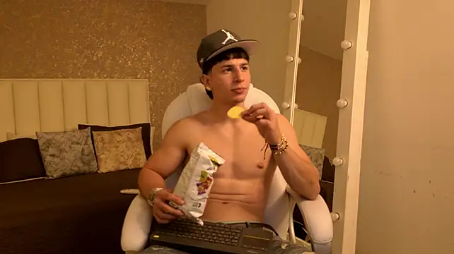 Chat +18 de JordanMiller_ ao vivo