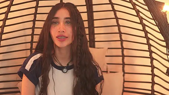 Celeste_Valentine_ élő XXX-chatje