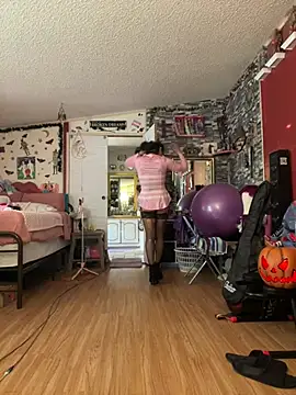 TranSexualJade95 élő XXX-chatje