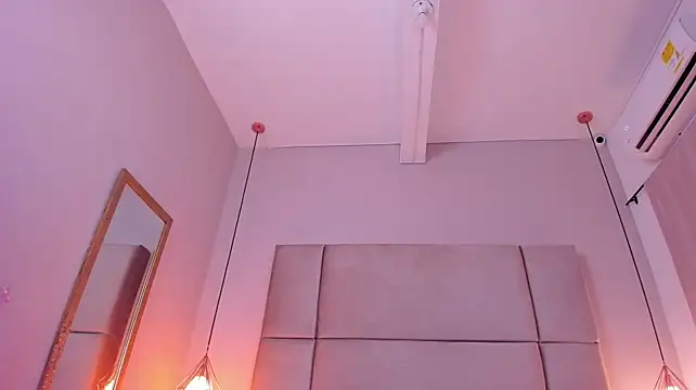 jadetorres_ élő XXX-chatje