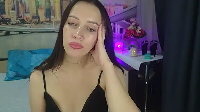 צ'אט XXX בשידור חי של MonicaSweetx