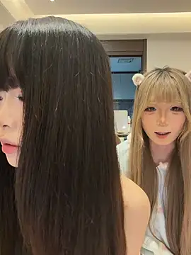 yyydgda Chat XXX live