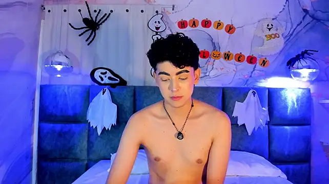 Dominic_Jay Chat XXX in diretta