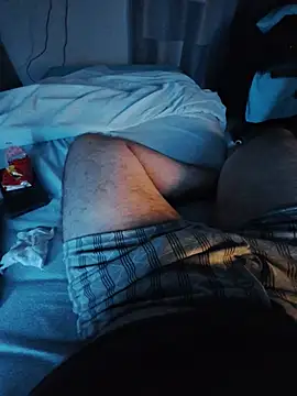 masterfeetbear90 Live XXX-Chat
