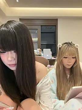 yyydgdan Live XXX chat