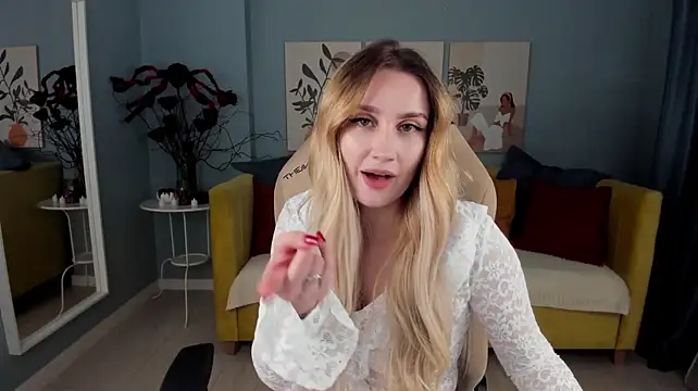 צ'אט XXX בשידור ח י של LanaLoon