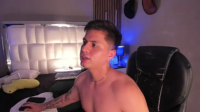 Chat XXX ao vivo de Niicky1_