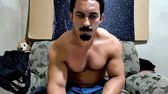 Superbigmr Adlı Modelin Canlı XXX Sohbeti