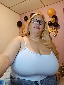 EllisW8 – Live XXX-chat